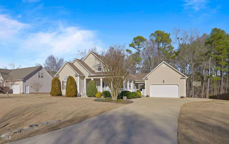 35 Regulator Dr, Clayton, NC 27520