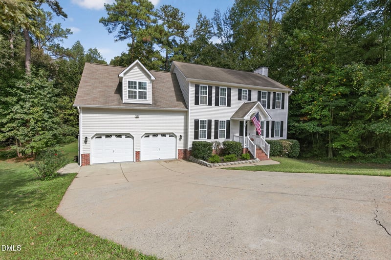 35 Rocky Point Ct, Fuquay Varina, NC 27526