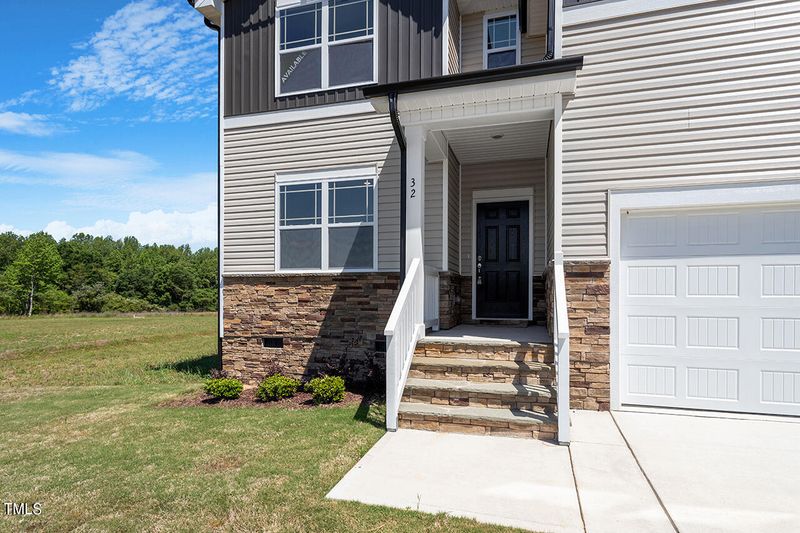 35 E Saint Andrews Dr, Zebulon, NC 27597