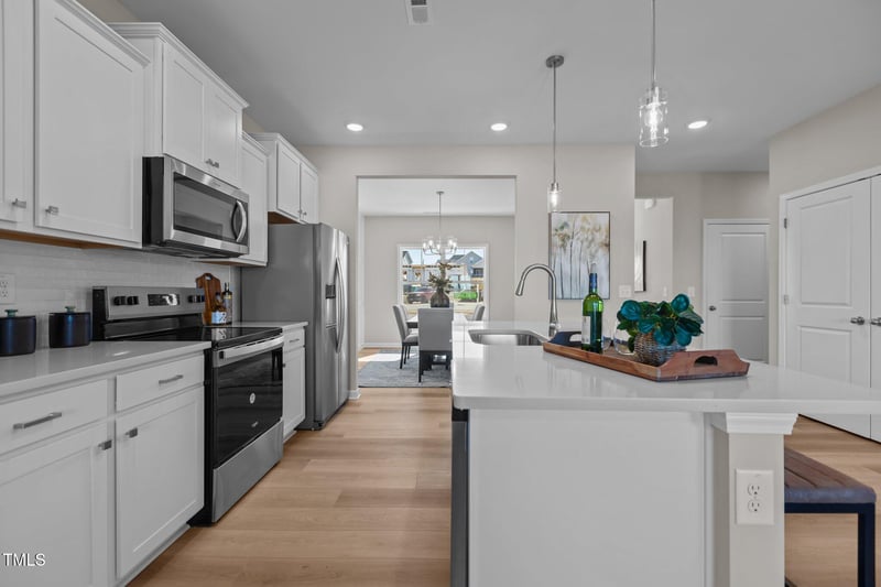 35 Shortstop Cir, Four Oaks, NC 27524