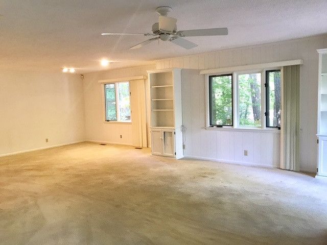 35 Stoneridge Pl, Durham, NC 27705