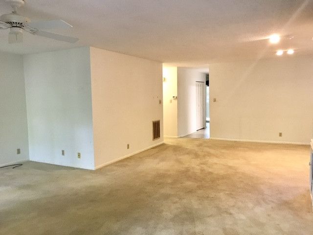 35 Stoneridge Pl, Durham, NC 27705