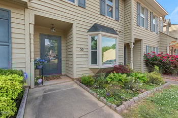 35 Stonewall Way, Durham, NC 27704