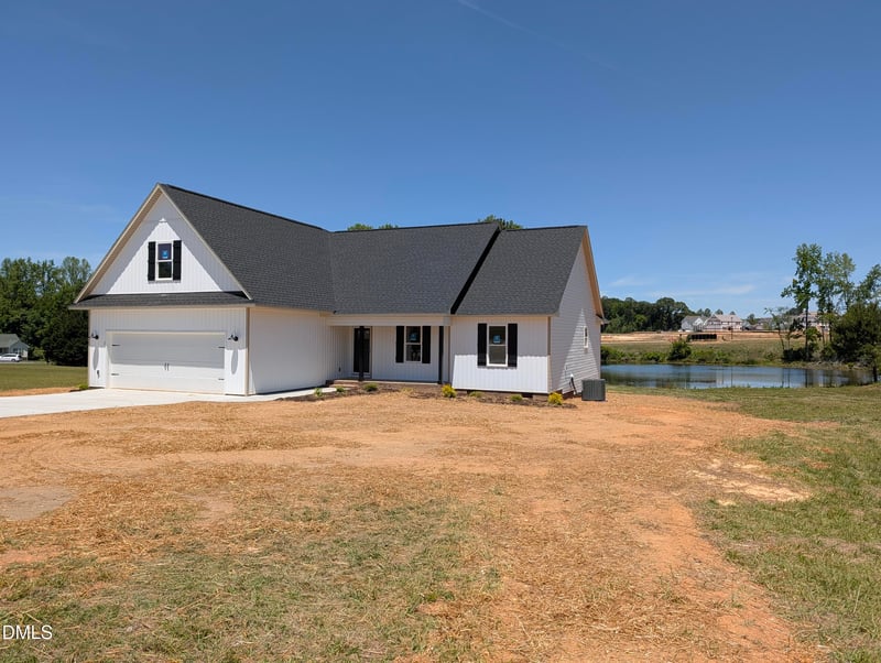 35 Turnberry Ct, Fuquay Varina, NC 27526