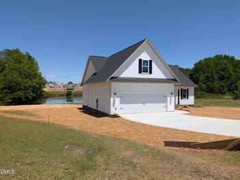 35 Turnberry Ct, Fuquay Varina, NC 27526