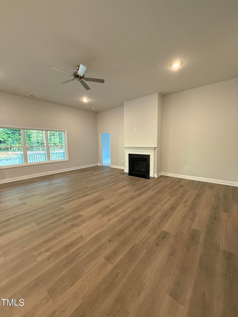 35 Watermelon Dr, Franklinton, NC 27525