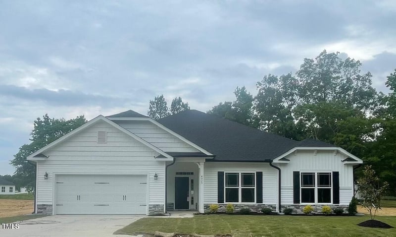 35 Watermelon Dr, Franklinton, NC 27525