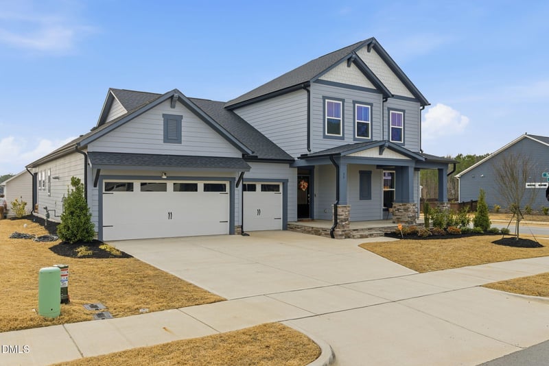 35 Welcome Dr, Fuquay Varina, NC 27526