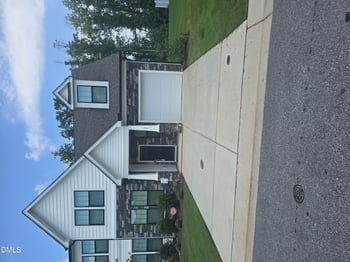 35 Whitley Rdg Dr, Clayton, NC 27527