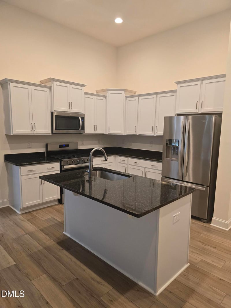 35 Whitley Rdg Dr, Clayton, NC 27527