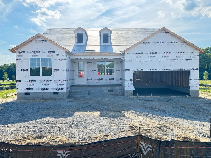35 Windward Pl, Lillington, NC 27546