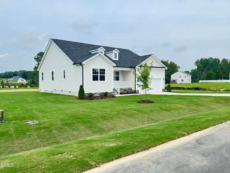 35 Windward Pl, Lillington, NC 27546