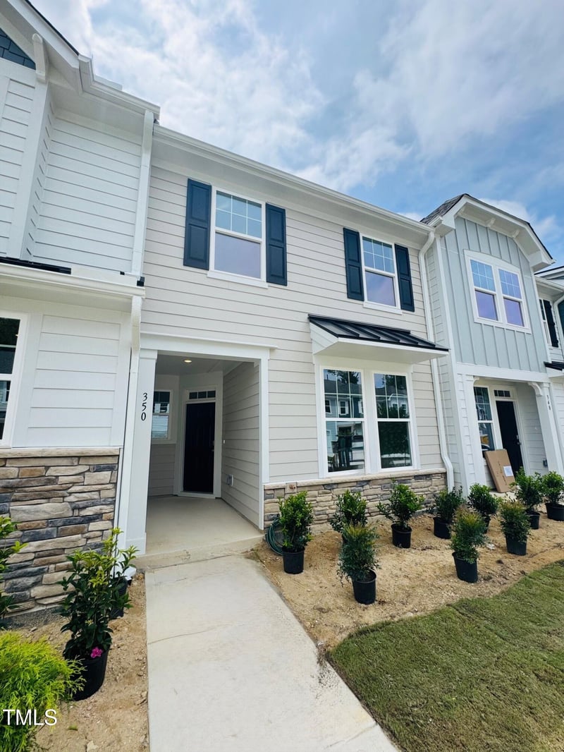 350 Church St #52, Wendell, NC 27591