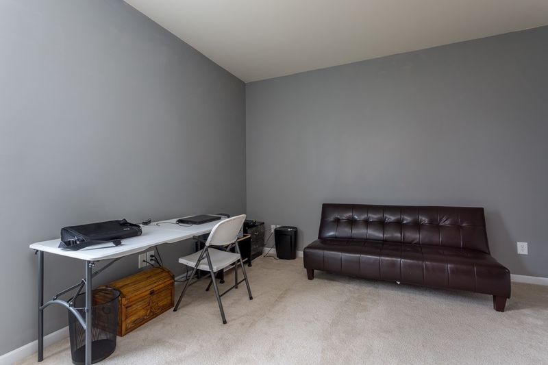 350 Glenloft Dr, Youngsville, NC 27596