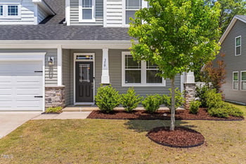 350 Mallard Loop Dr, Clayton, NC 27527