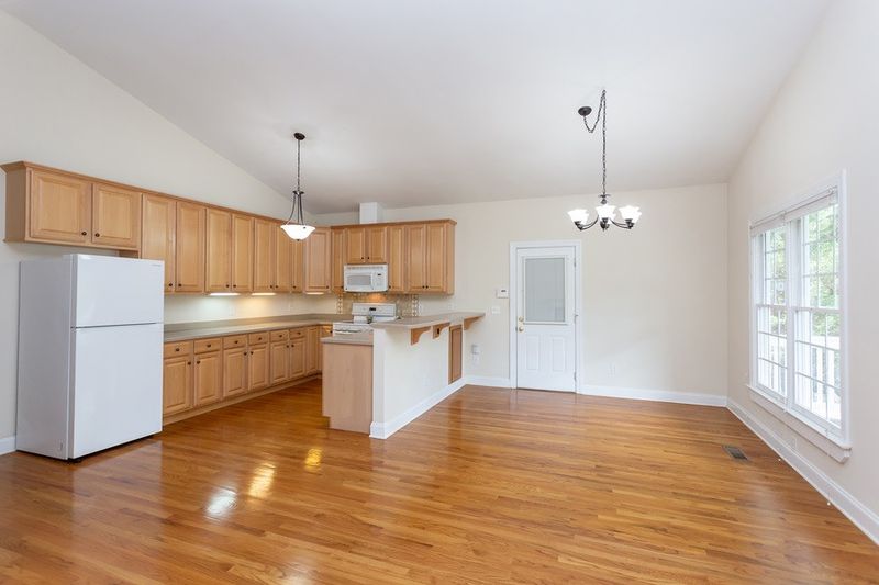 350 Park Dr, Pittsboro, NC 27312