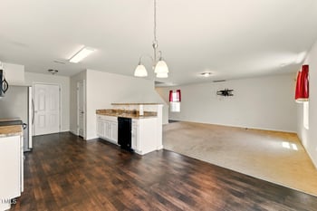 350 Pillow Ln, Burlington, NC 27217