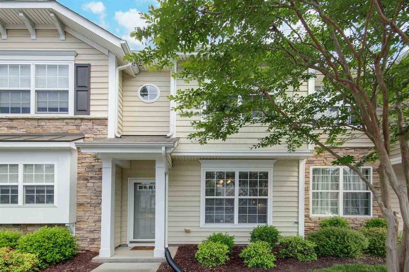 350 Red Elm Dr, Durham, NC 27713