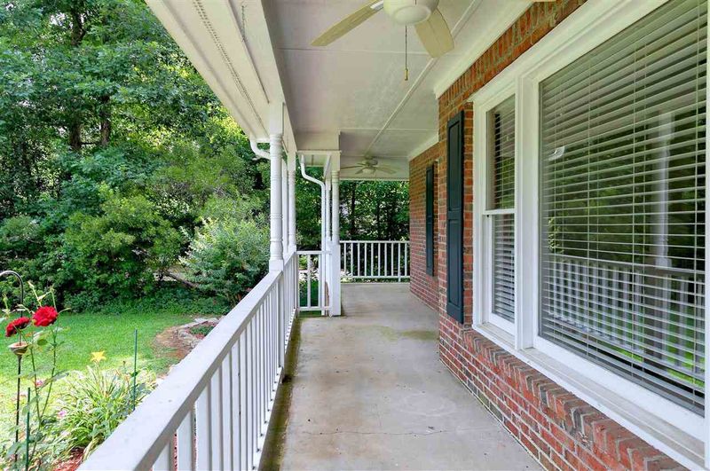 350 Riverstone Dr, Clayton, NC 27520