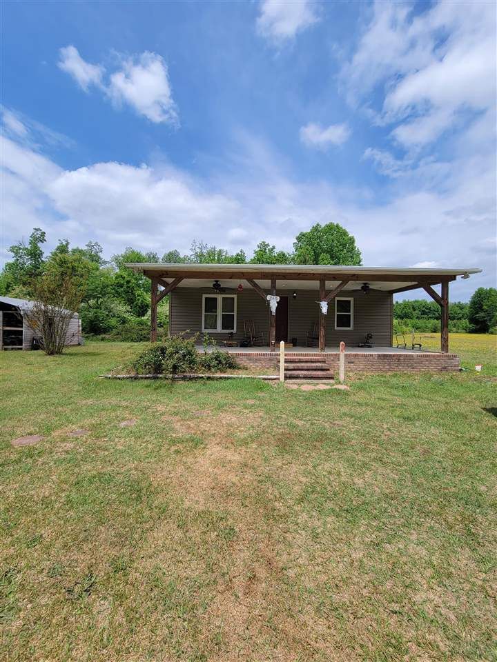 350 Suitt Rd, Lillington, NC 27546
