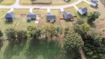 350 Windy Farm Dr, Fuquay Varina, NC 27526