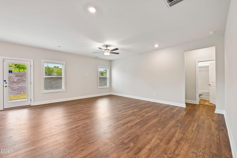 3500 Bailey Lake Dr, Fuquay Varina, NC 27526