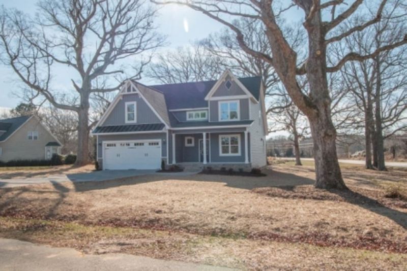 3500 Bluebonnet Dr, Wake Forest, NC 27587