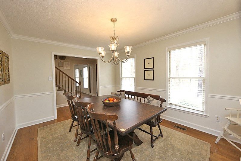 3500 Bridlespur Ln, Raleigh, NC 27604