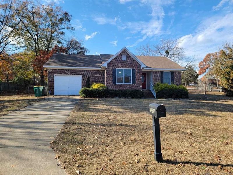 3500 Hanover Dr, Hope Mills, NC 28348