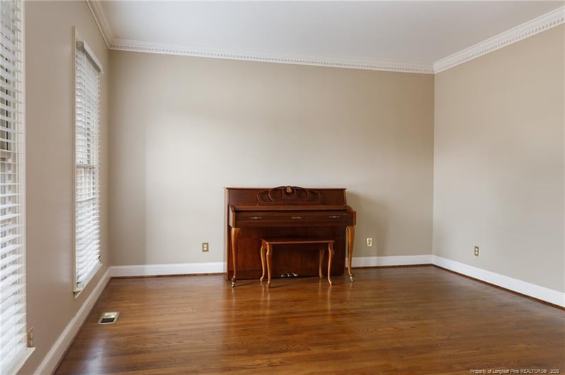 3500 Prestwick Dr, Fayetteville, NC 28303