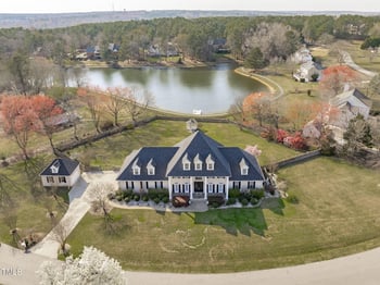 3500 Queen Ann Dr, Clayton, NC 27527