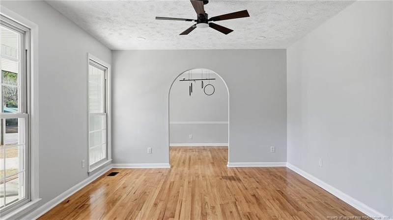 3501 Bennett Dr, Fayetteville, NC 28301