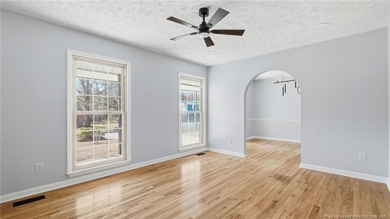 3501 Bennett Dr, Fayetteville, NC 28301