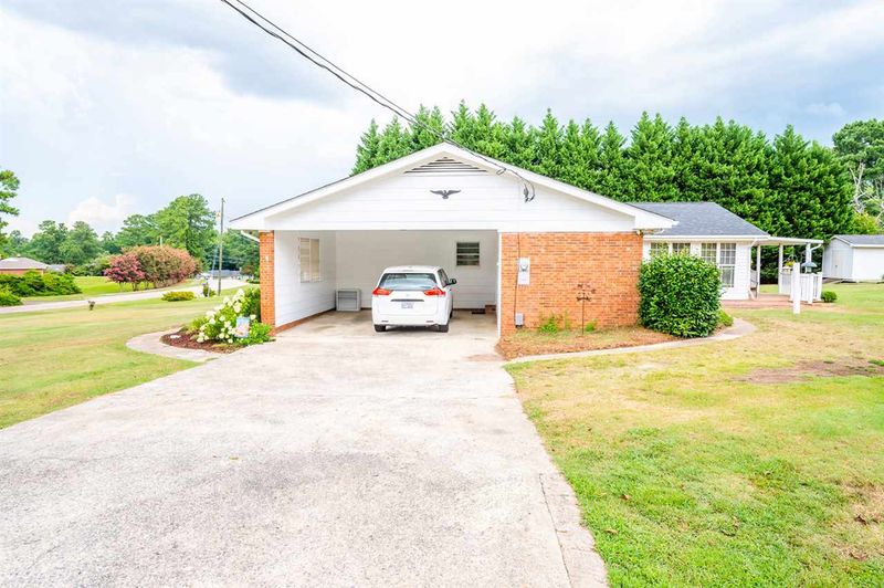 3501 Planet Dr, Raleigh, NC 27604