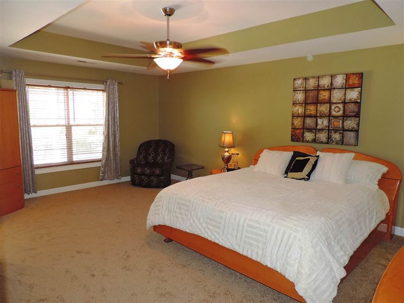 3501 Sunbright Ln, Raleigh, NC 27610