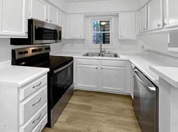 3501 Willowtree Ln, Clayton, NC 27520