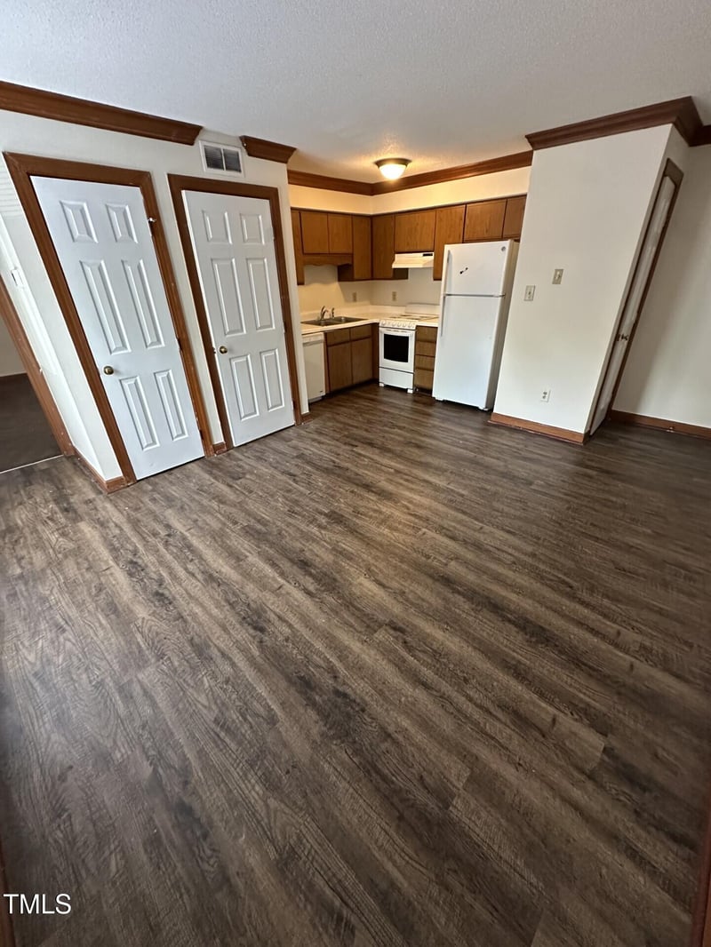 3502 Ivy Commons Dr #101, Raleigh, NC 27606