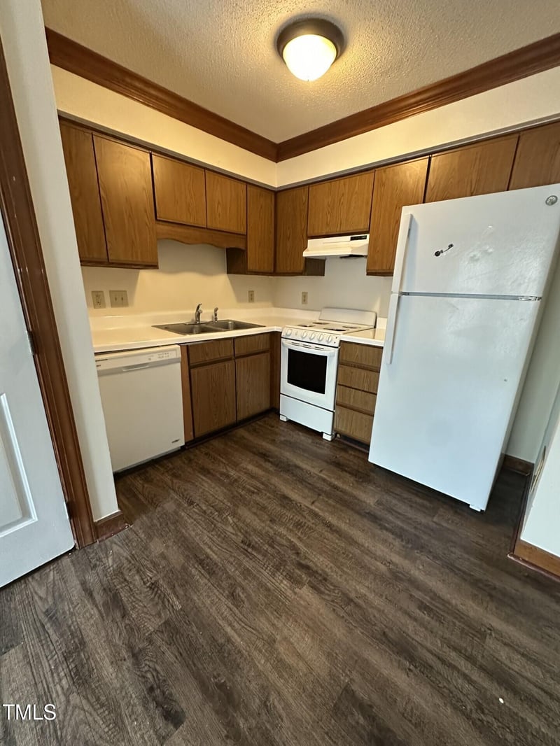 3502 Ivy Commons Dr #101, Raleigh, NC 27606