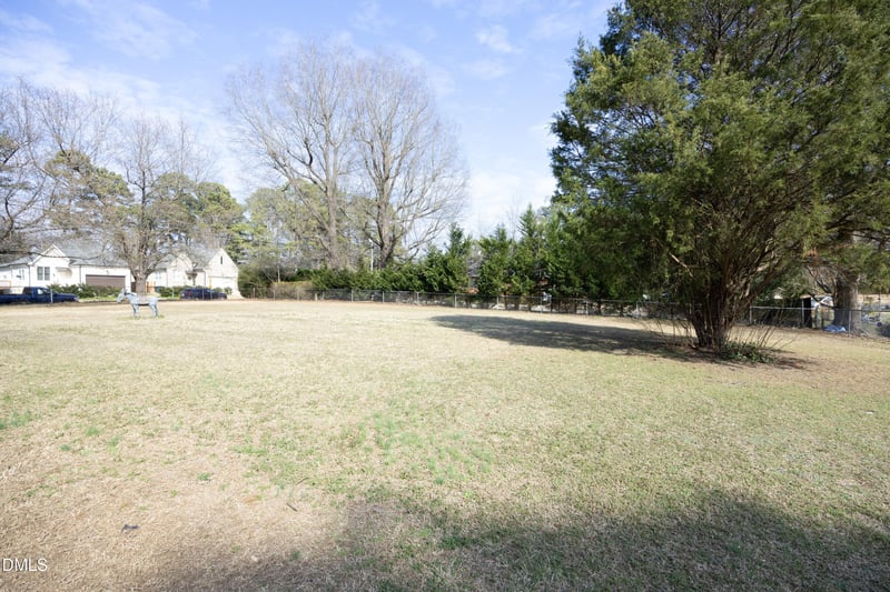 3504 Skycrest Dr, Raleigh, NC 27604