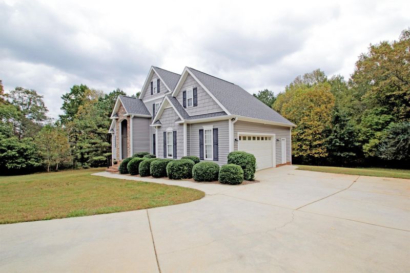3506 Iris Ct, Wake Forest, NC 27587