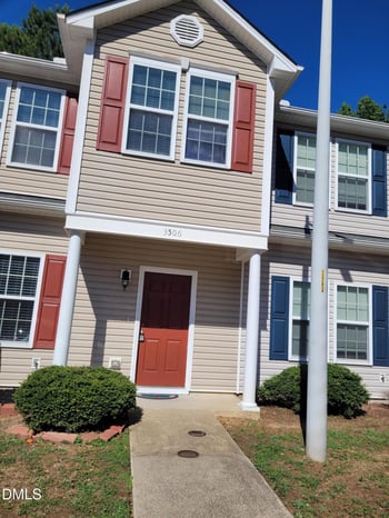 3506 Midway Island Ct, Raleigh, NC 27610
