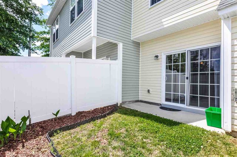 3507 Midway Island Ct, Raleigh, NC 27610