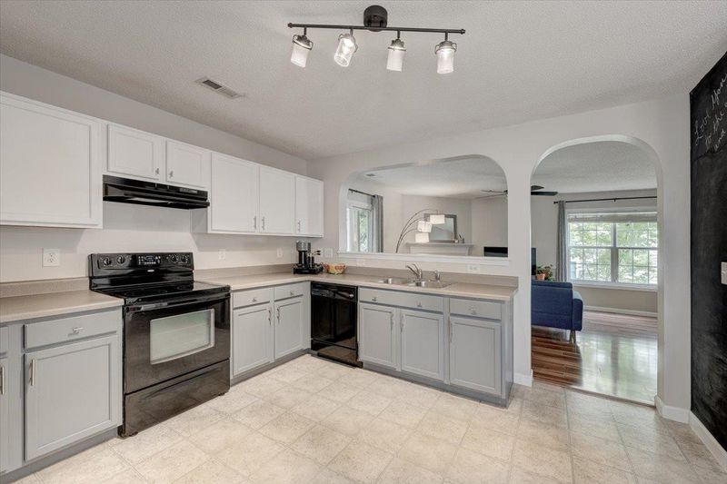 3507 Skybrook Ln, Durham, NC 27703