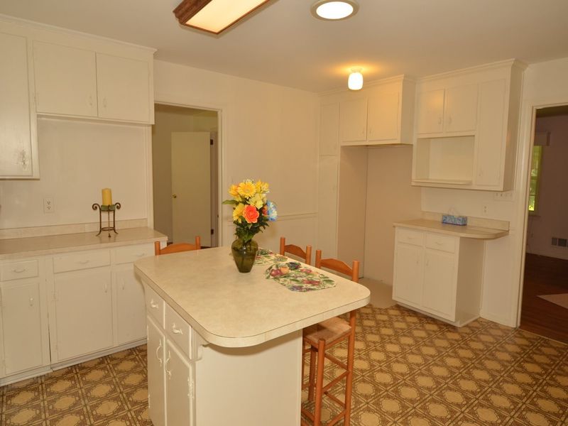 3508 Baugh St, Raleigh, NC 27604