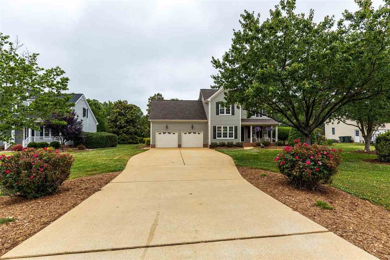3508 Meadowhaven Dr, Apex, NC 27539