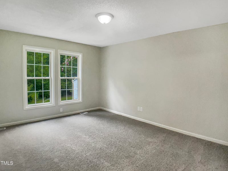 3509 Neptune Dr, Raleigh, NC 27604