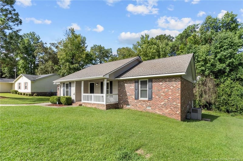 3509 Sweetbay Cir, Fayetteville, NC 28311
