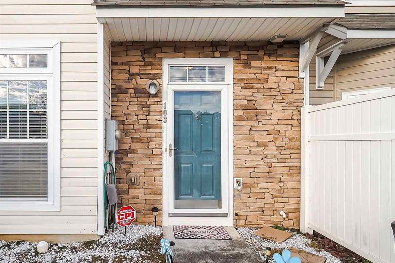 351 Gilman Ln #103, Raleigh, NC 27610