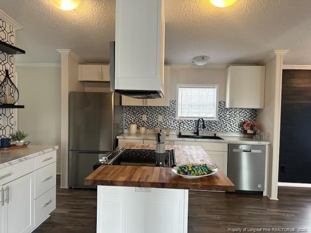 351 Prairie Ln, Lillington, NC 27546
