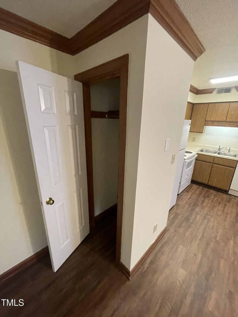 3510 Ivy Commons Dr #201, Raleigh, NC 27606